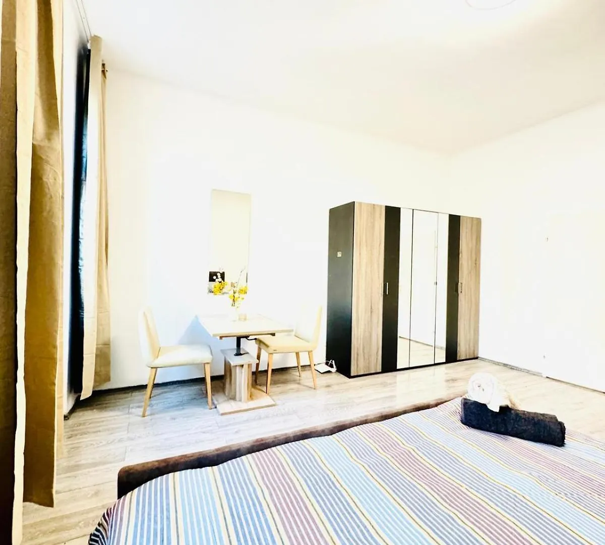 Comfy 3Br In A Shared Apt, 10Min To Fac Platz Vienna